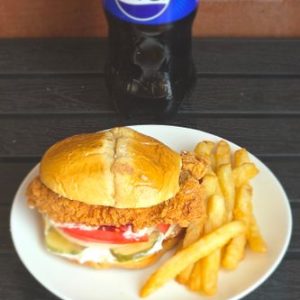 Gold DC Chicken Sandwich Combo